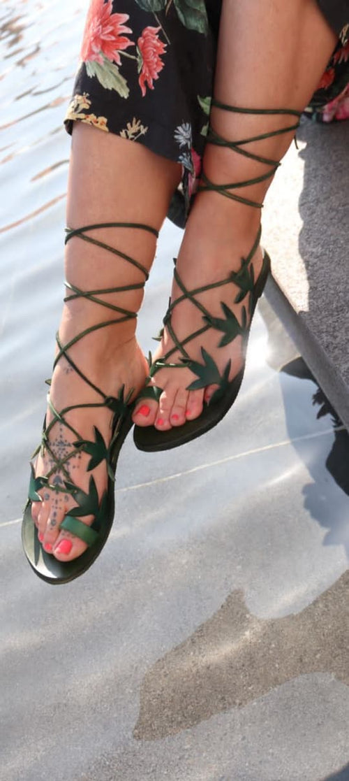 Leaf leather sandals